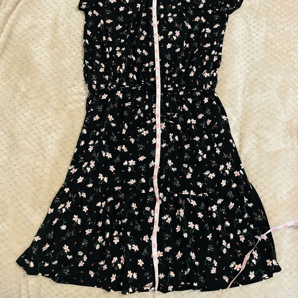 Dress - Picture 4 of 5